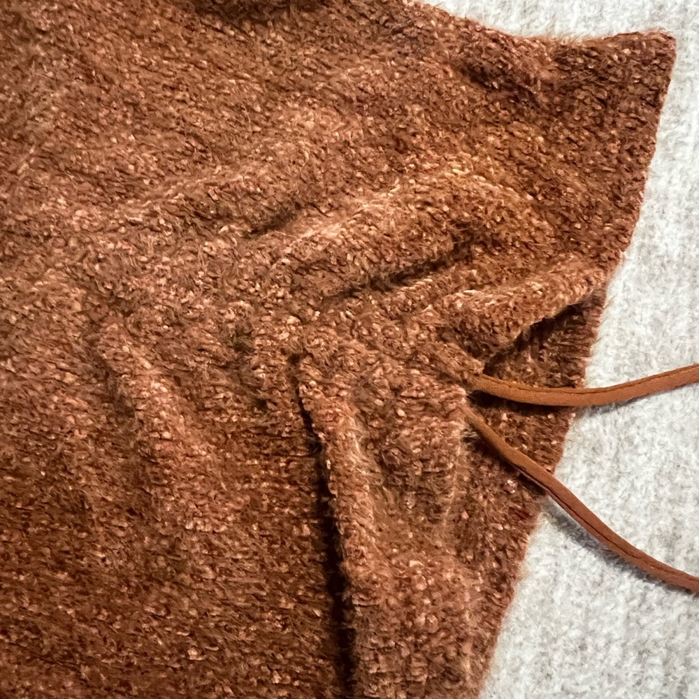 Altar'd State Rust Brown V-Neck Ruched Long Sleeve Sweater - Picture 3 of 3
